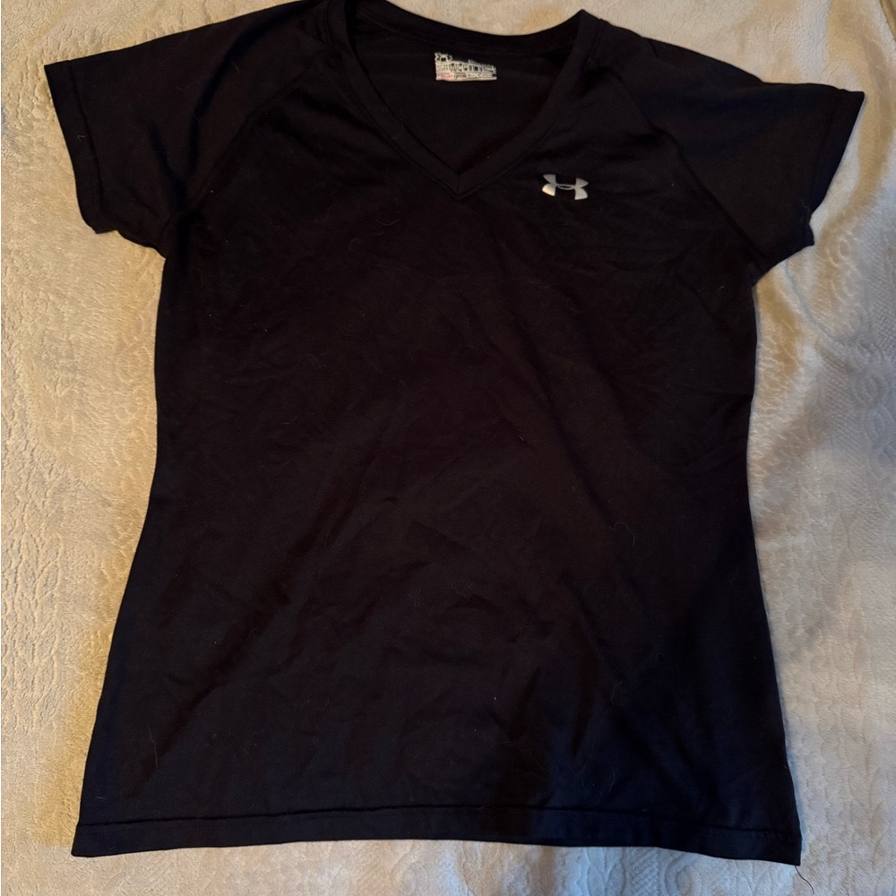 Under Armour Women's Black V-Neck Top
